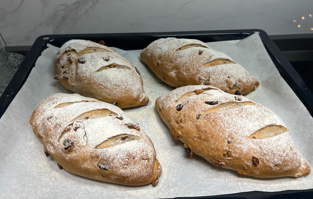 核桃蔓越莓软欧包