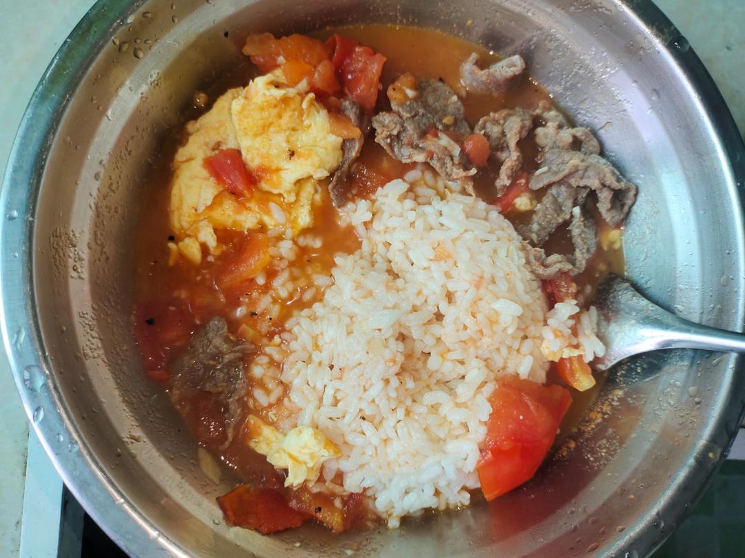 酸甜浓郁～超开胃🔥番茄滑蛋牛肉饭