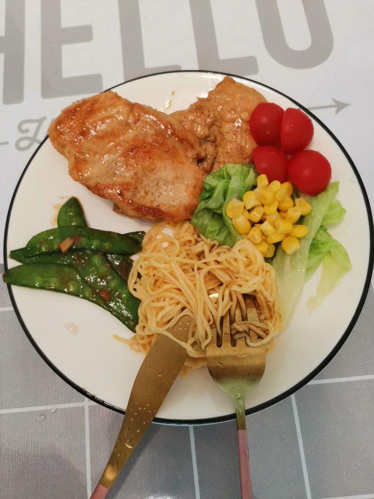 【嫩煎鸡胸肉】