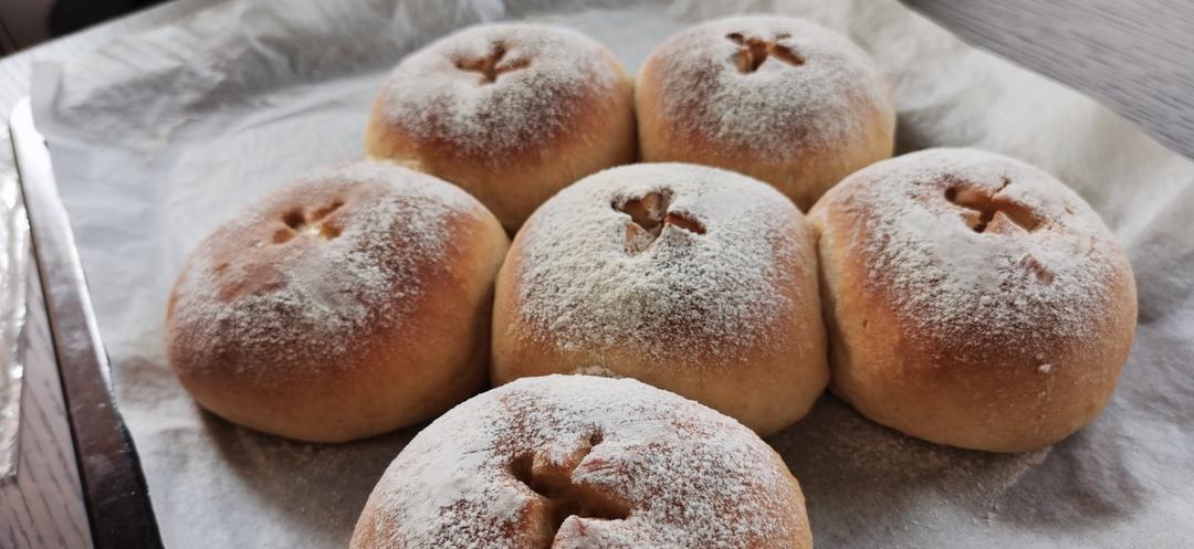 芝士培根熔岩小餐包