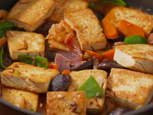 【冬菇虾米豆腐煲】广东人做豆腐煲，鲜到眉毛掉！的做法 步骤6