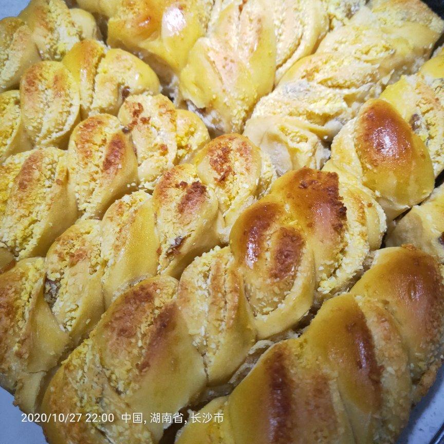 椰蓉奶棒面包