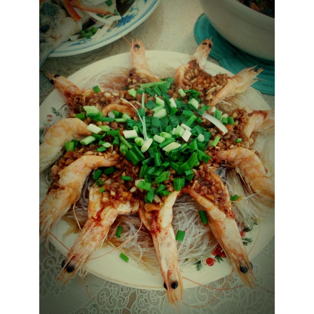 蒜蓉粉丝蒸虾