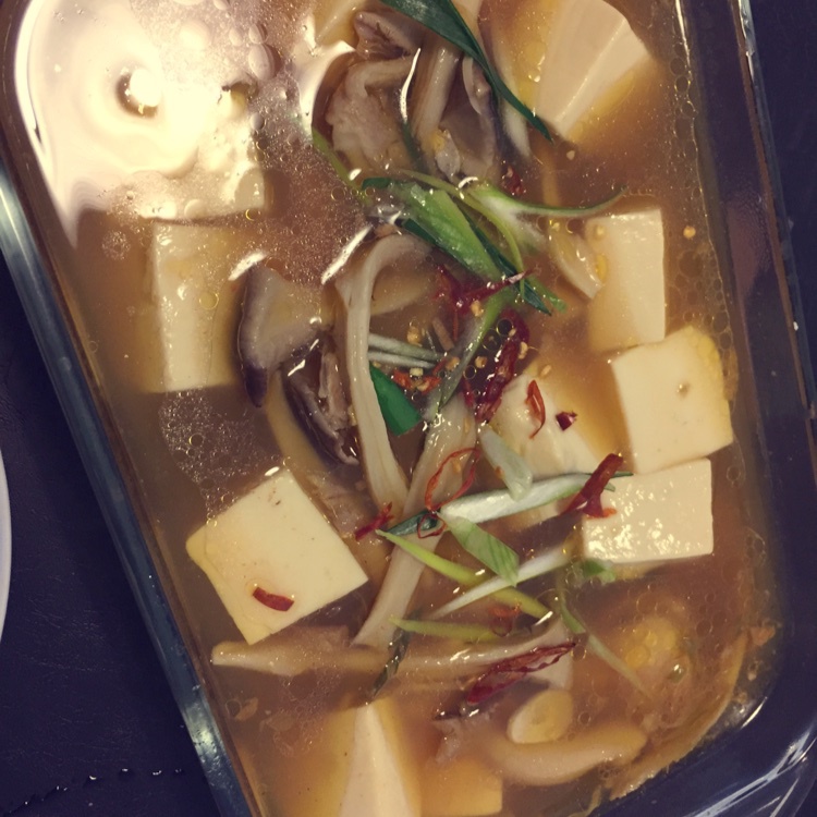 昂刺鱼炖豆腐