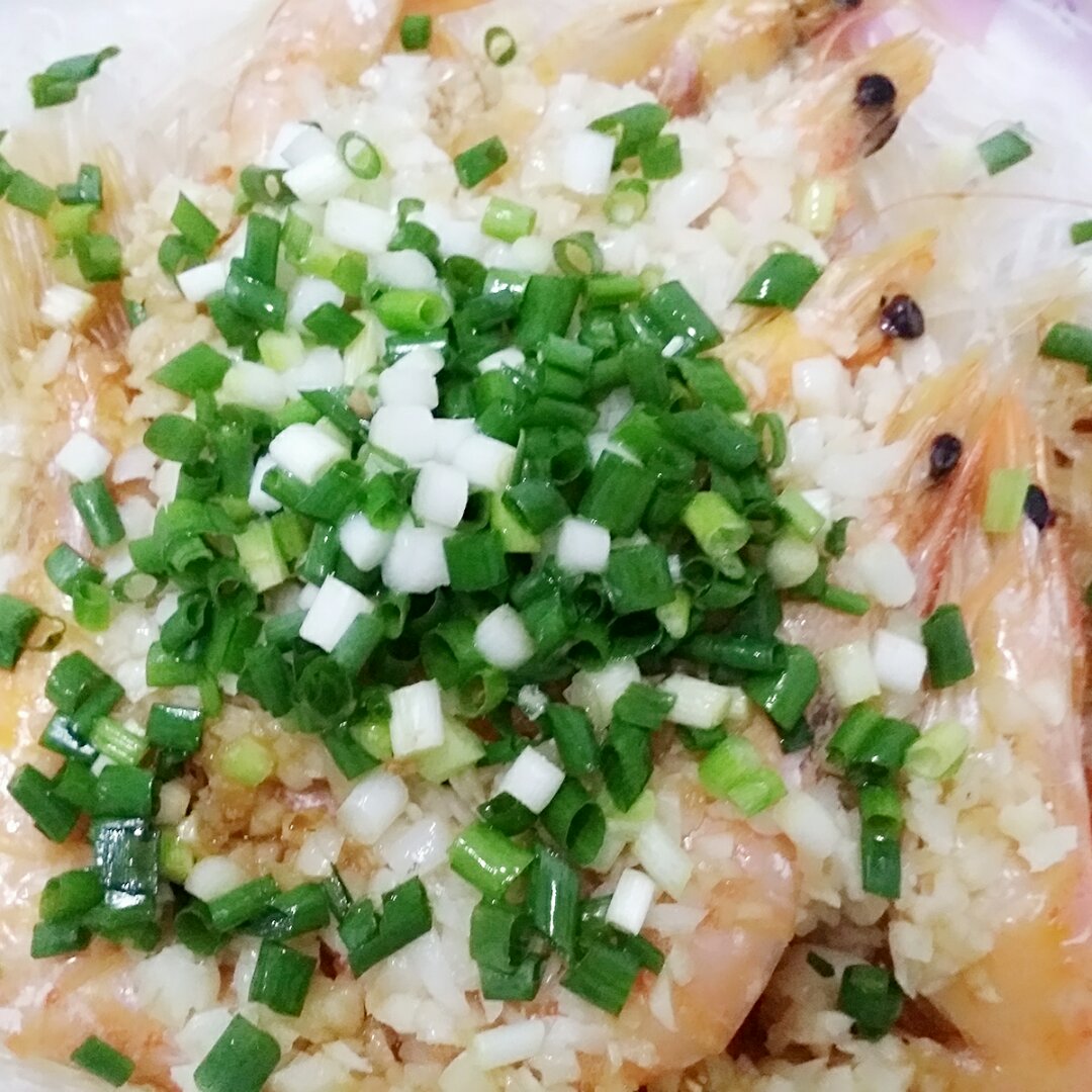 蒜蓉粉丝蒸大虾