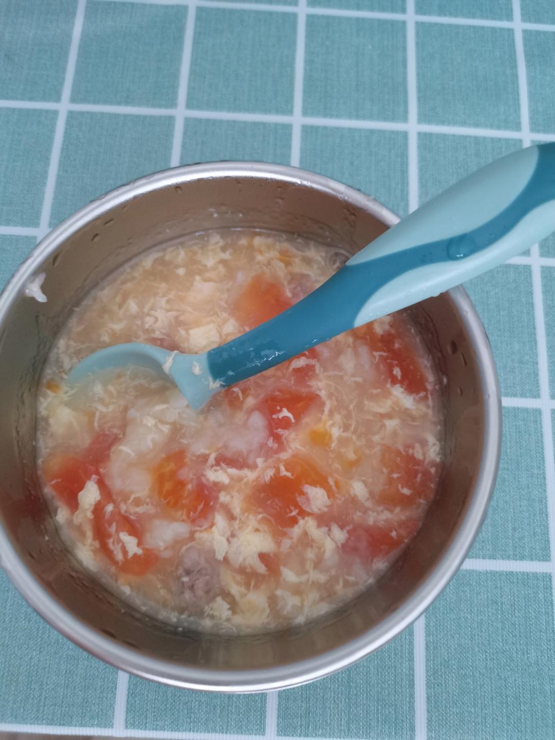 宝宝10个月辅食：番茄鸡蛋疙瘩汤