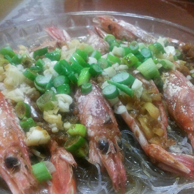 蒜蓉粉丝蒸虾