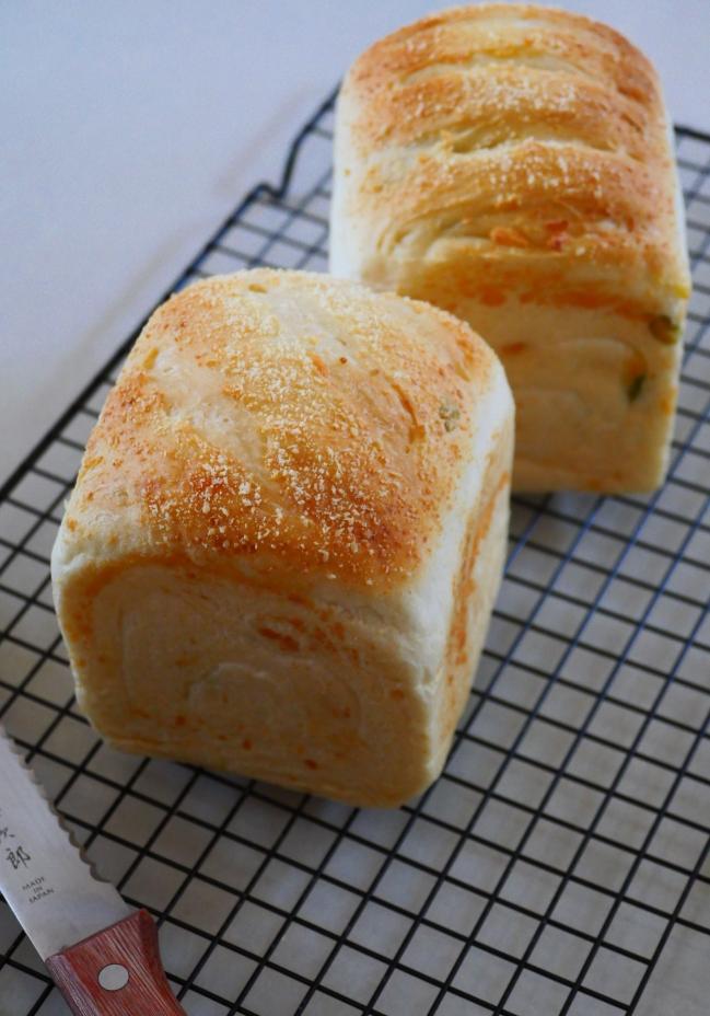 ✨软绵绵香喷喷酥脆又有嚼劲毛豆芝士（乳酪）吐司✨