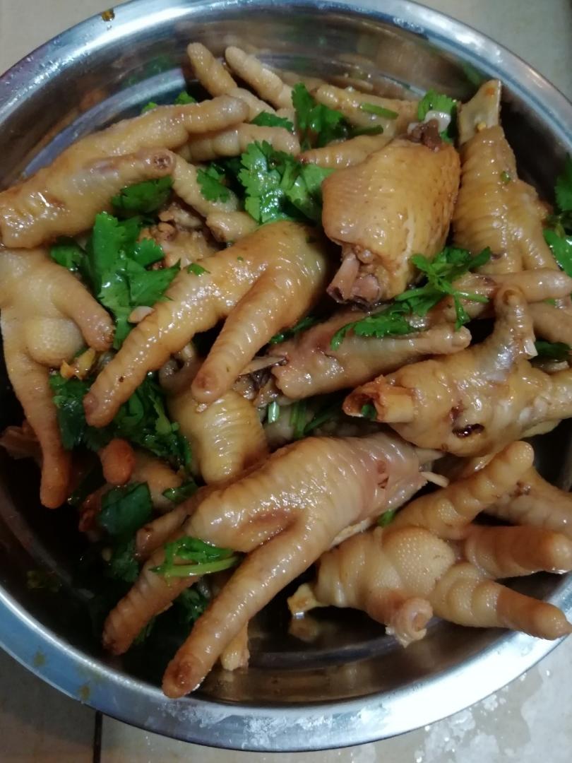 卤味鸡脚