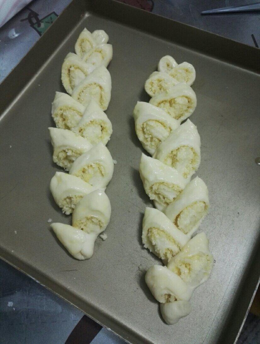 椰蓉麦穗面包