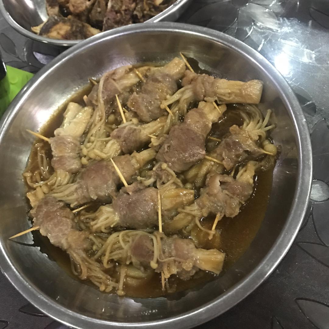 肥牛金针菇卷