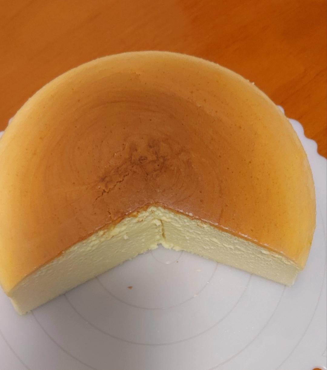 8寸轻乳酪蛋糕不开裂不缩腰