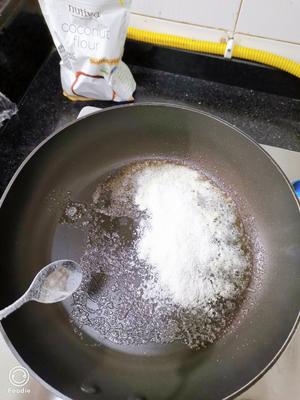 口蘑培根浓汤的做法 步骤2