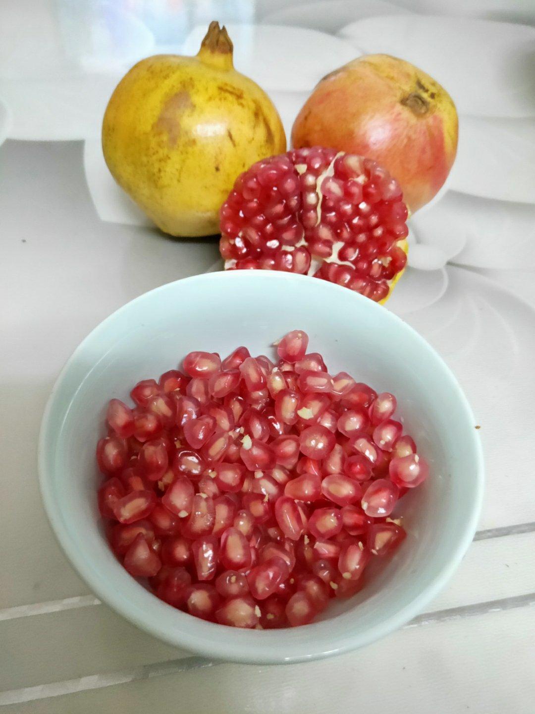 如何剥出非常干净的石榴