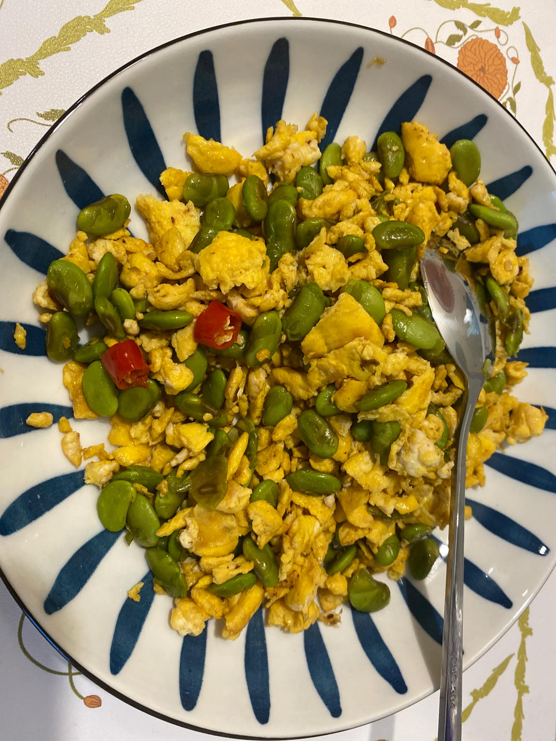 鸡蛋炒毛豆米