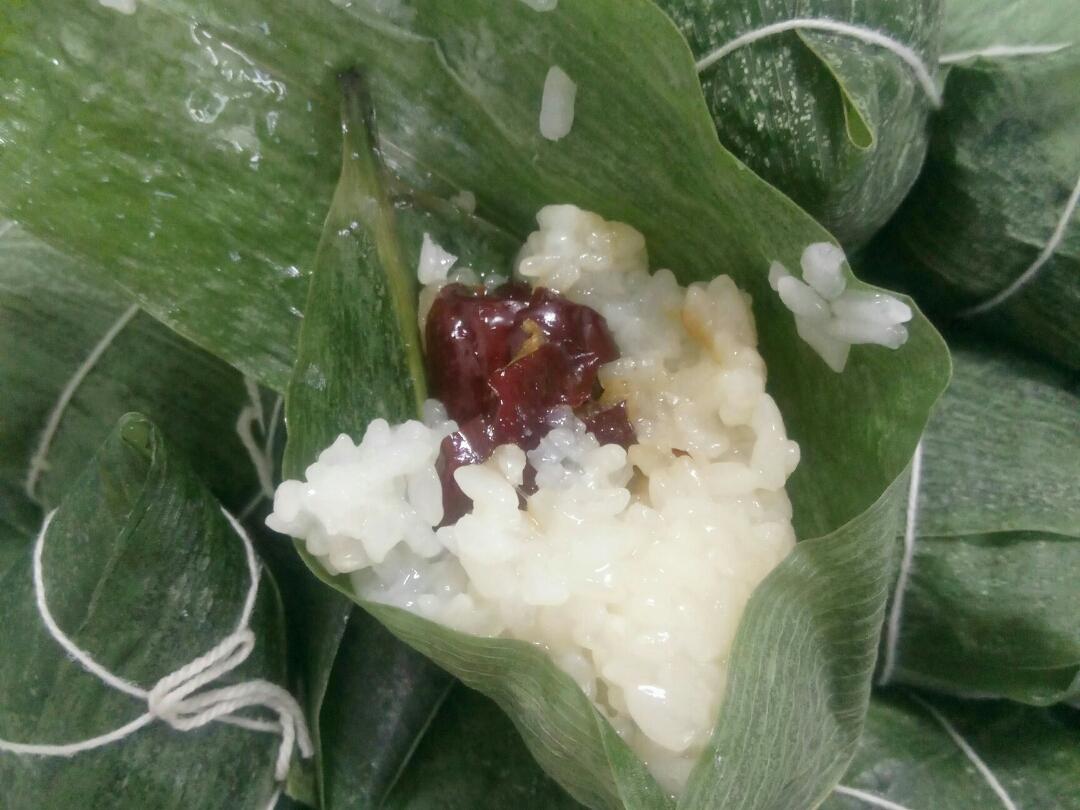 一起用餐吧——红枣粽子的做法