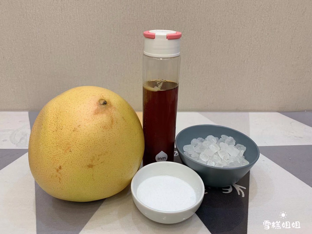 冬日暖阳-蜂蜜柚子茶的做法 步骤1