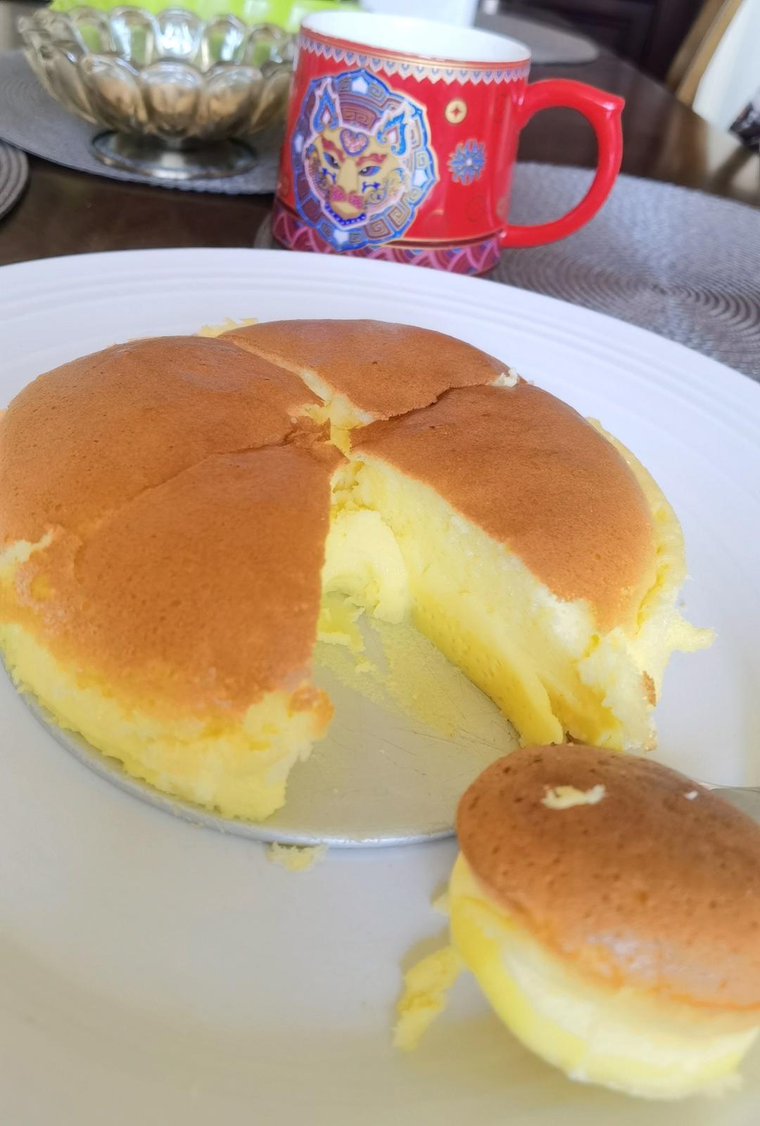 好吃到停不了口的乳酪蛋糕(制作方法十分简单)