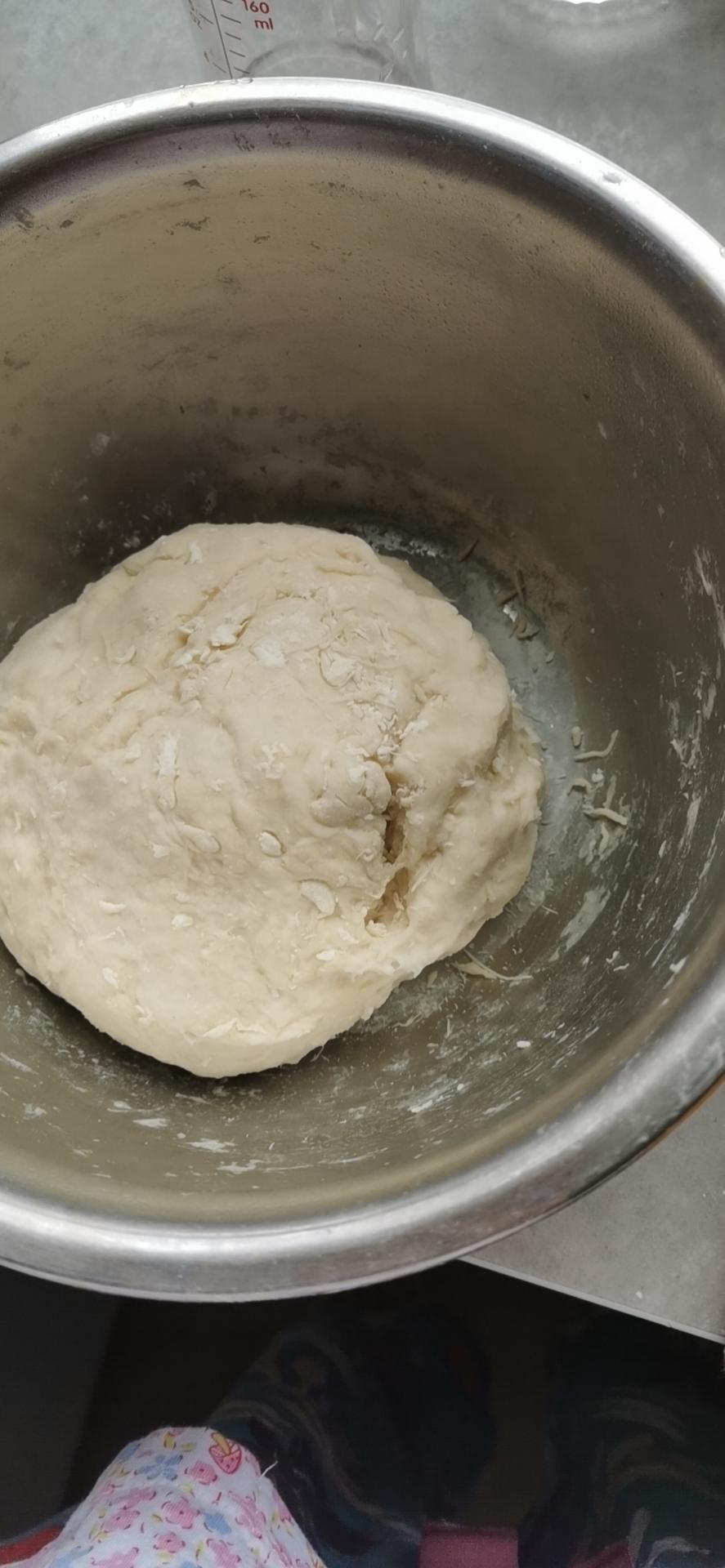 烙饼不硬的小窍门 掌握了你也能看出柔软多层凉了不硬的小油饼