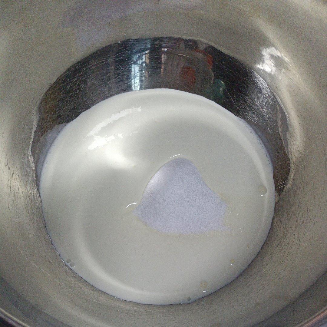 纯奶手撕吐司的做法 步骤1