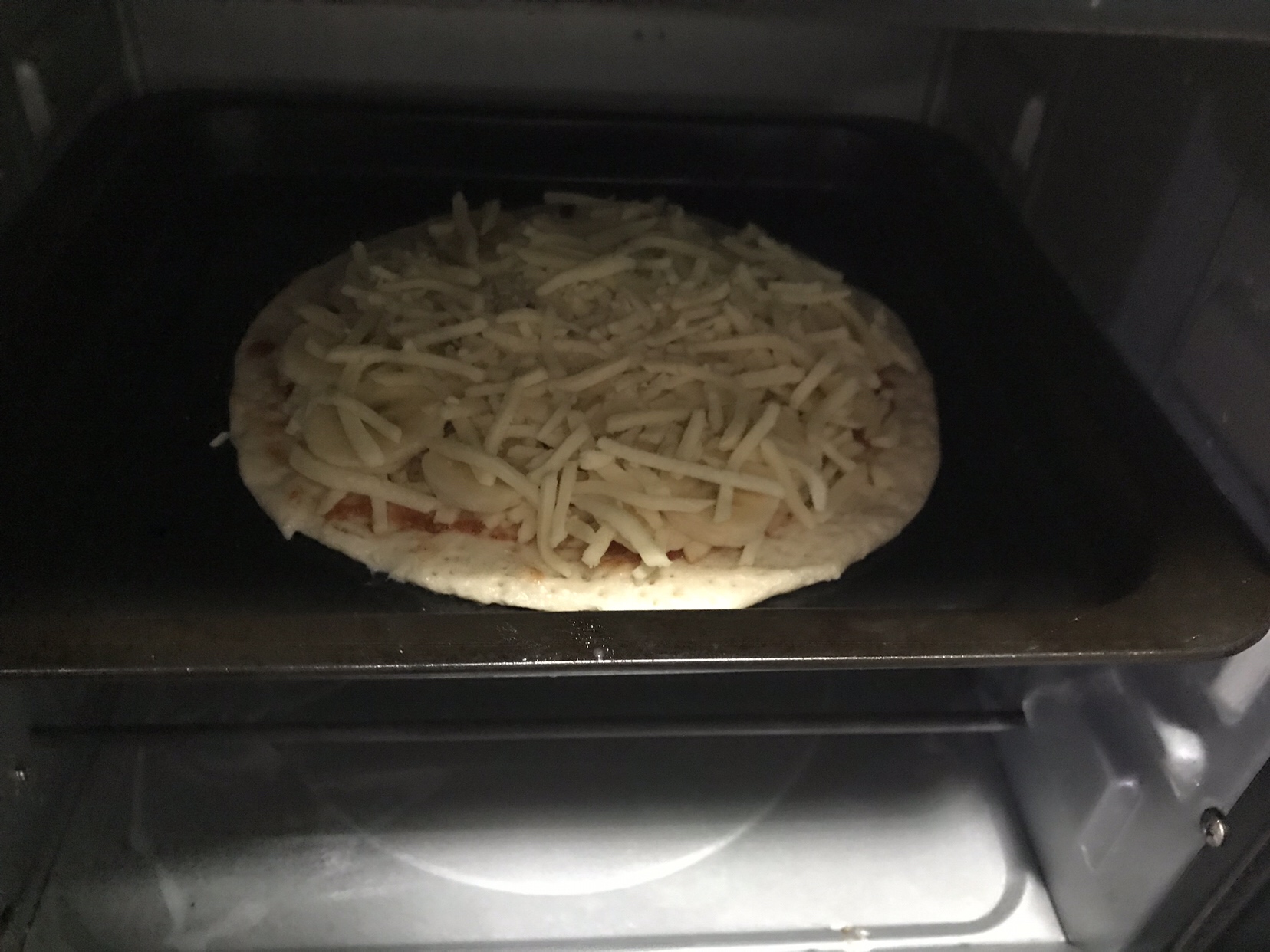 自己在家也能做披萨的做法