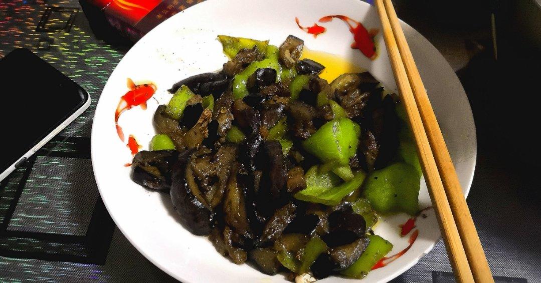 青椒炒茄子