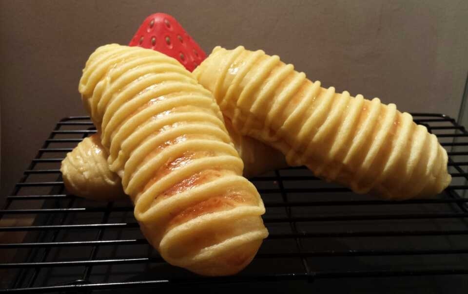 星奶油做的毛毛虫面包