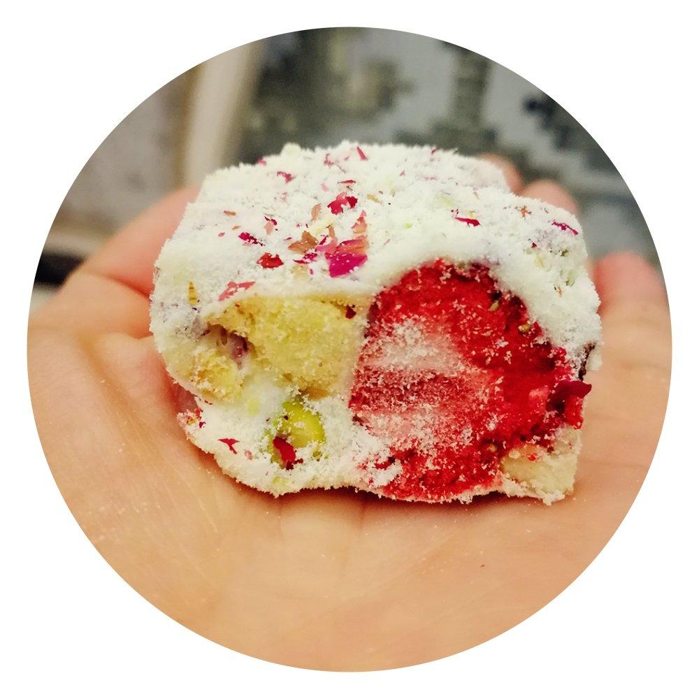 海边芭蕾做的棉花糖版玫瑰花瓣雪花酥