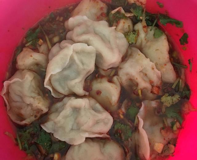 羊肉芹菜酸汤水饺的做法