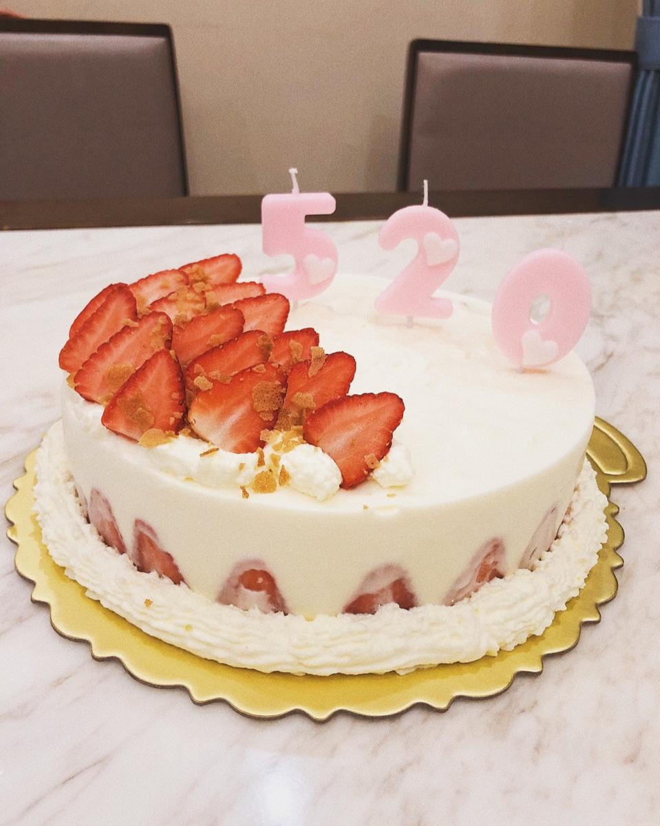 【视频】草莓慕斯蛋糕～抓住草莓季的尾巴