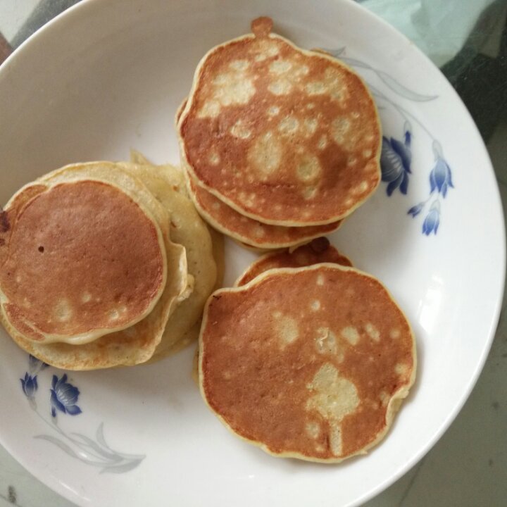 【减脂早餐】无油香蕉松饼（超简单）