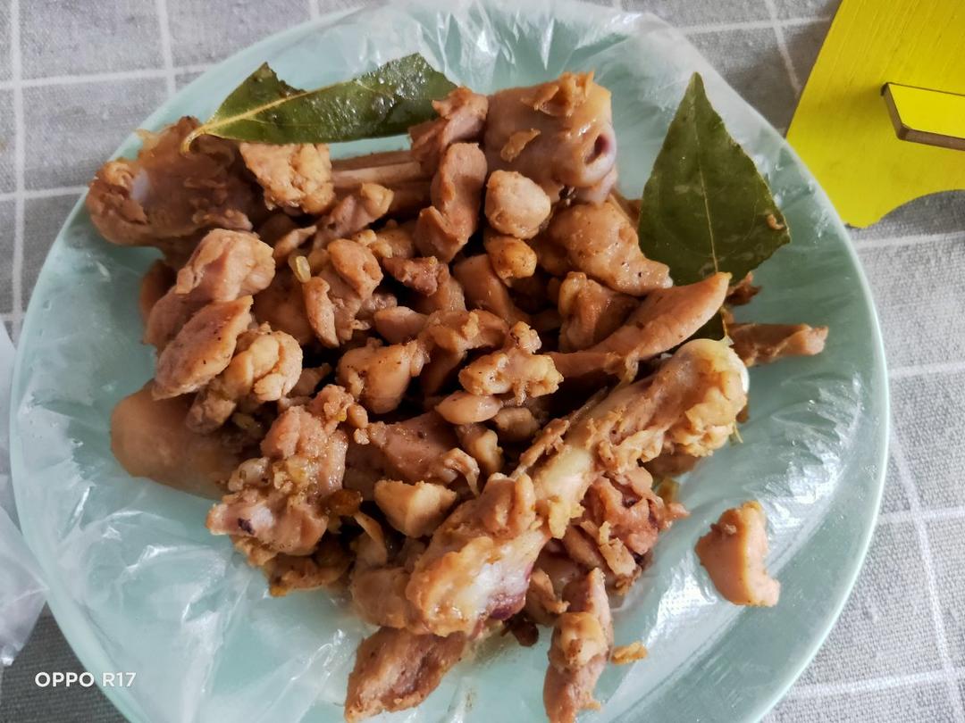 吃不够的蒜香鸡腿