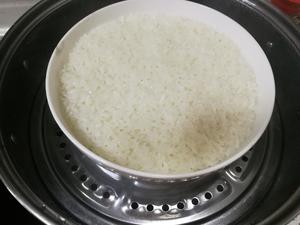 腊肉豌豆糯米饭的做法 步骤2