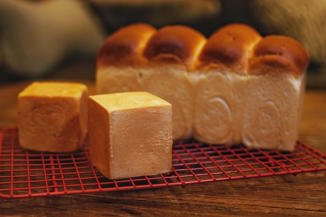 奶油蛋白吐司