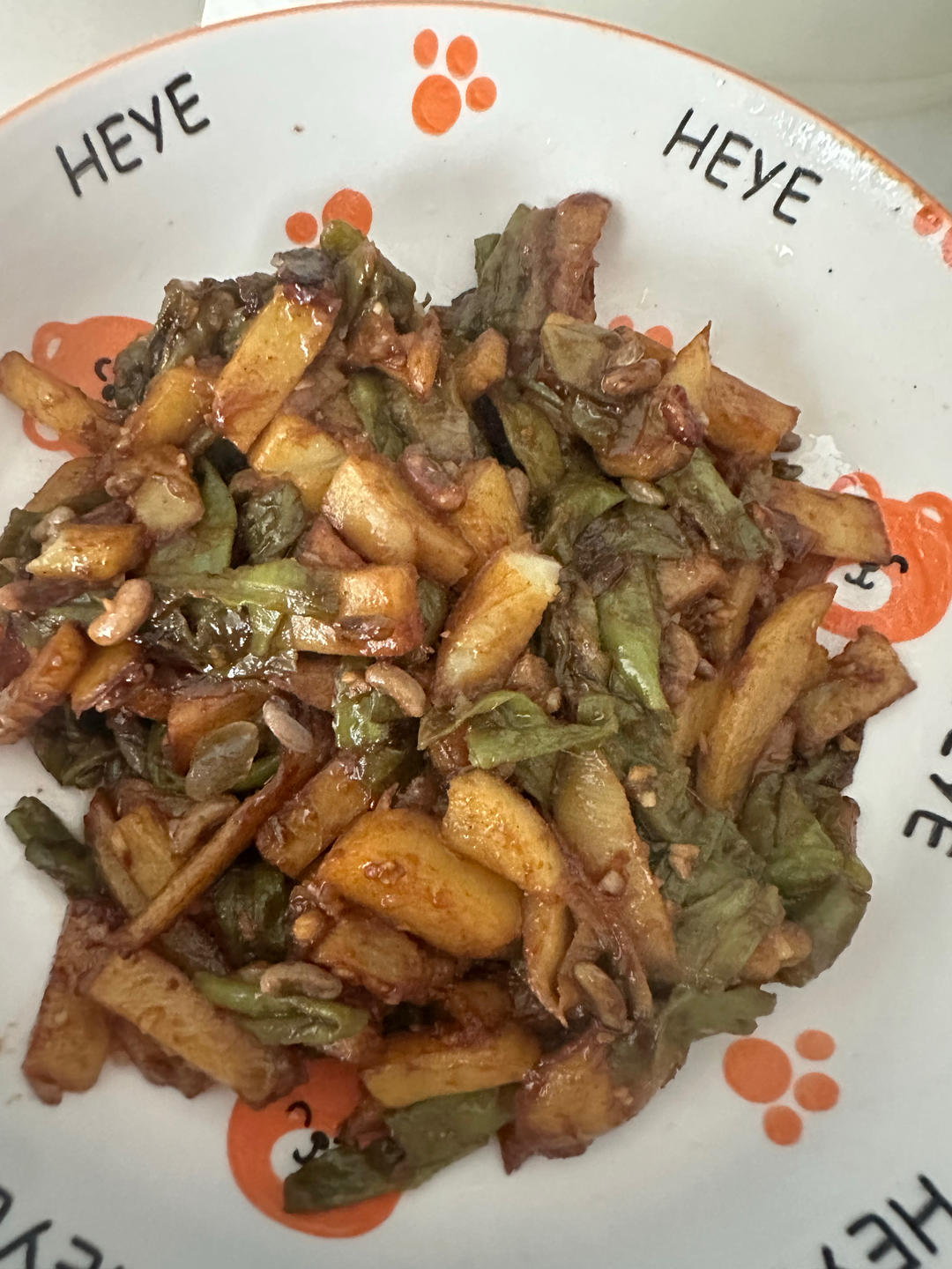 好吃到舔盘！酱烧土豆豆角