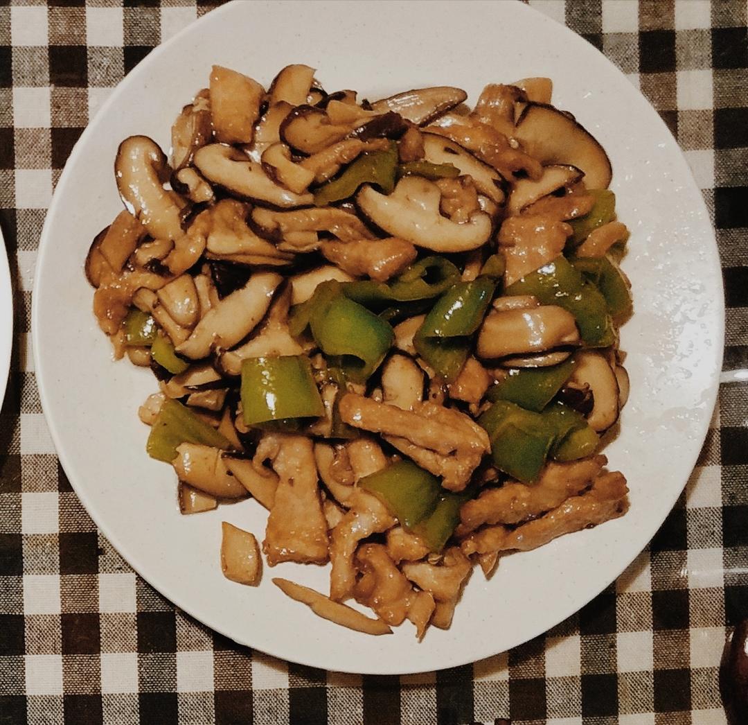 香菇炒肉，超级下饭哦
