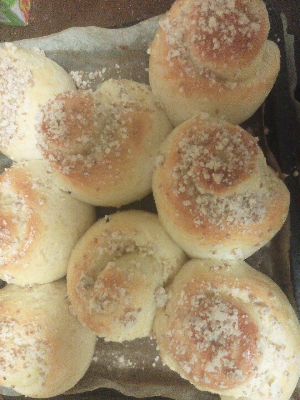 脆底蜂蜜小面包