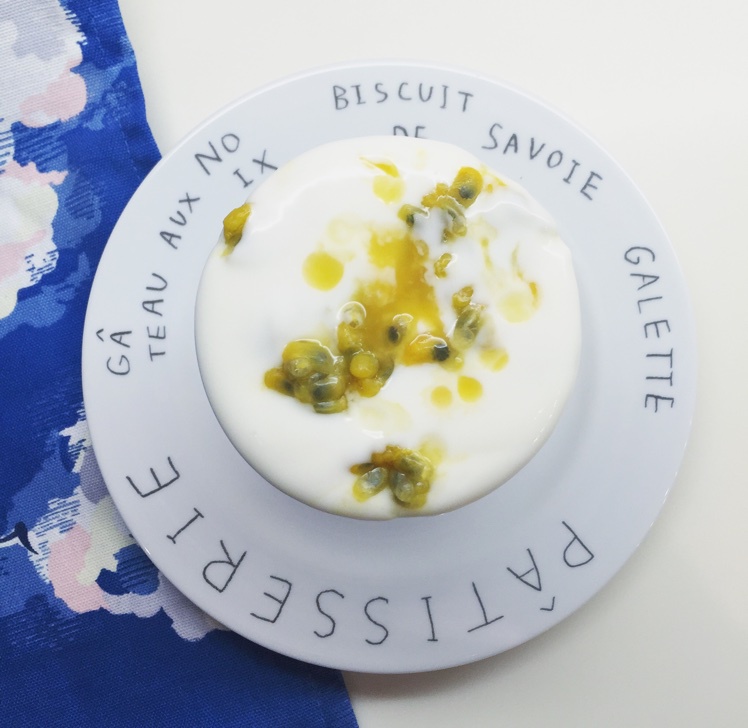 百香果酸奶意式奶冻<Passionfruit Yogurt Panna Cotta>
