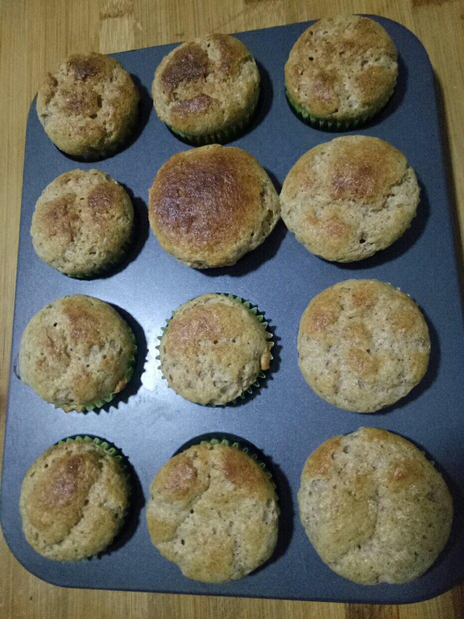 无油无糖燕麦麸蛋糕