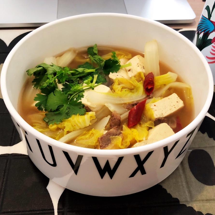 冬季家常菜：白菜炖豆腐