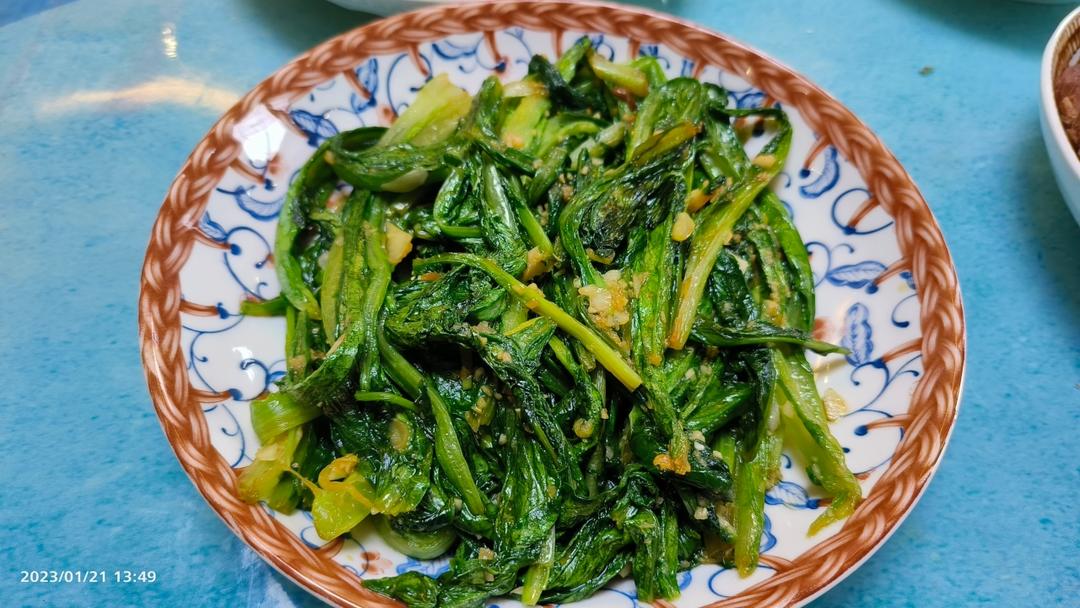 蒜蓉耗油清炒油麦菜，减脂快手菜，宝宝超爱，傻瓜步骤，屡试不爽，好吃且下饭，鲜香爽口！！
