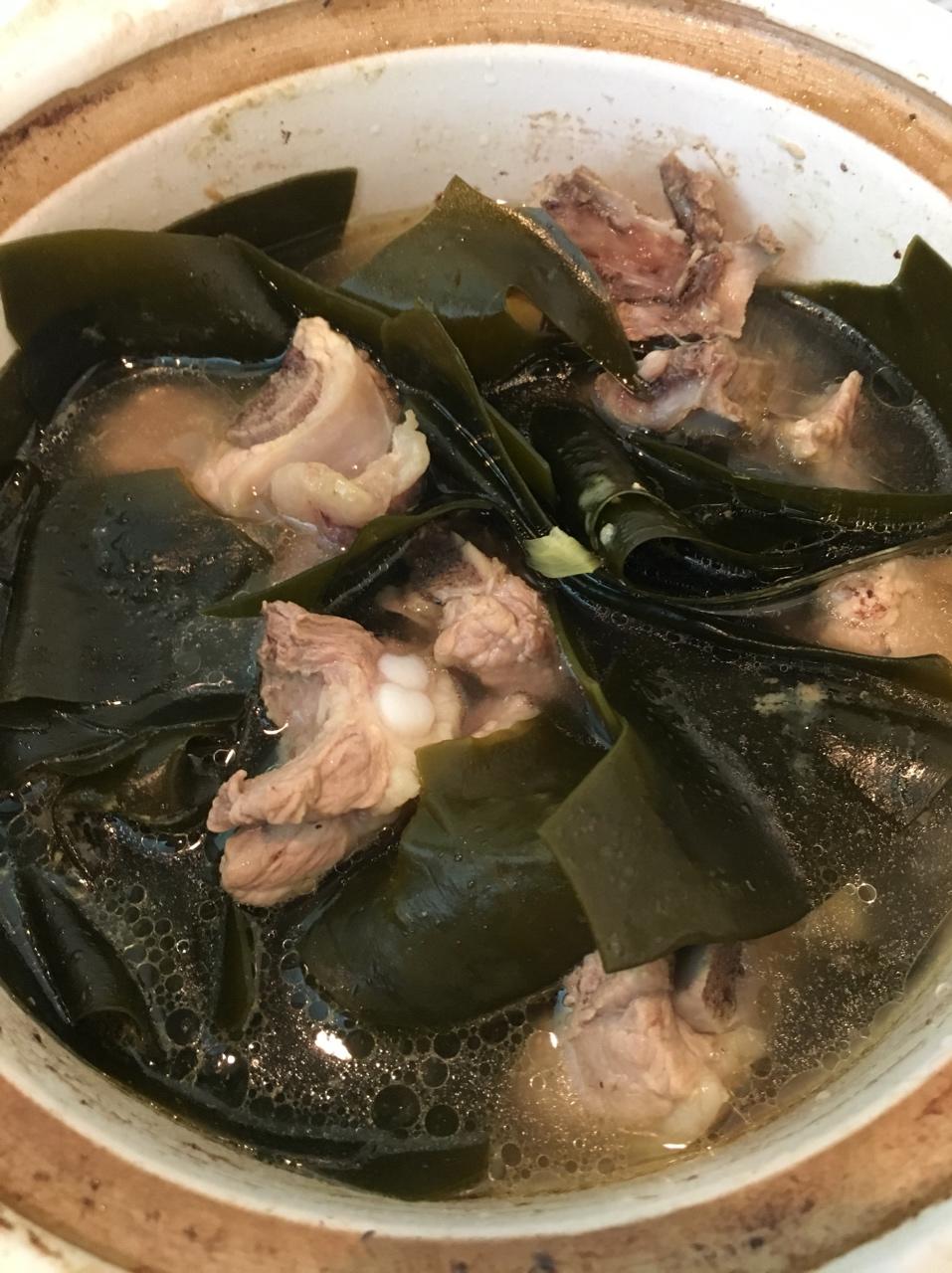 海带排骨汤
