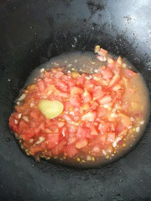 [不腻]自制辣白菜炒五花肉的做法 步骤5