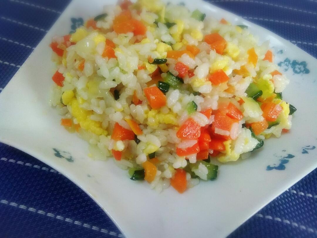 粒粒炒饭（米饭不粘粒粒分明的方法）
