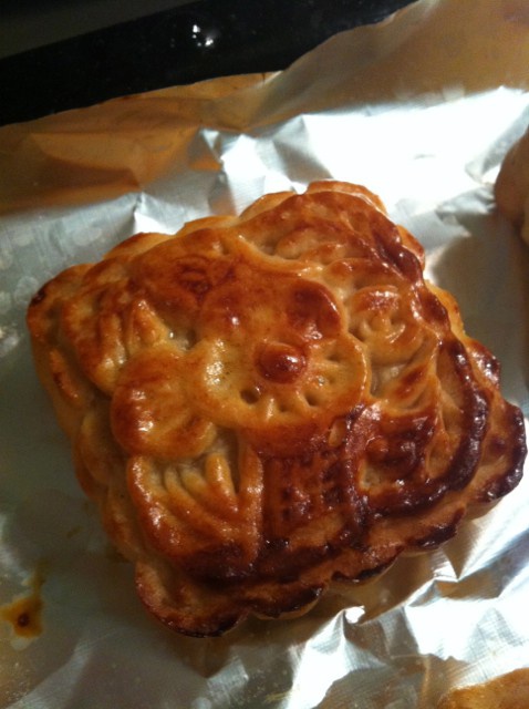 莲蓉月饼
