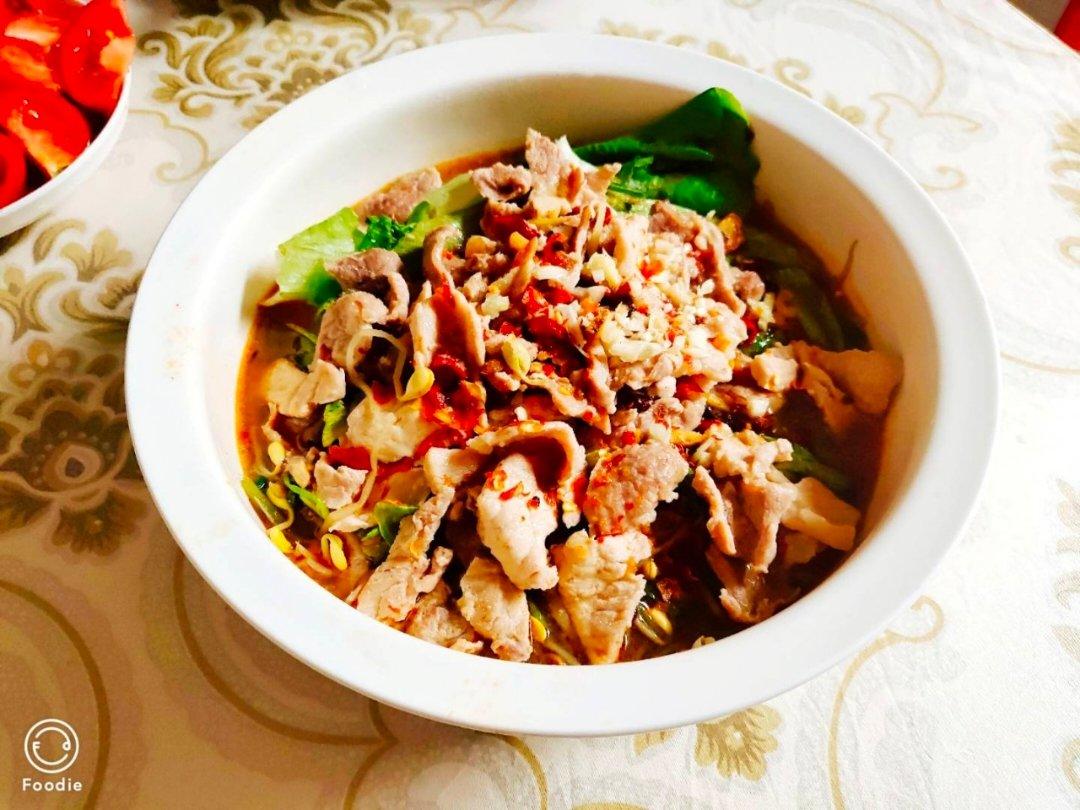 厨师长教你：“水煮肉片”的正宗做法，这味道真的很四川