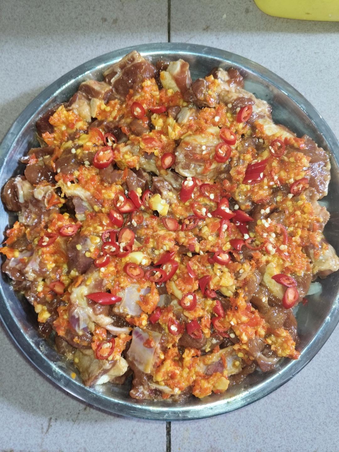 蒜蓉辣酱蒸排骨