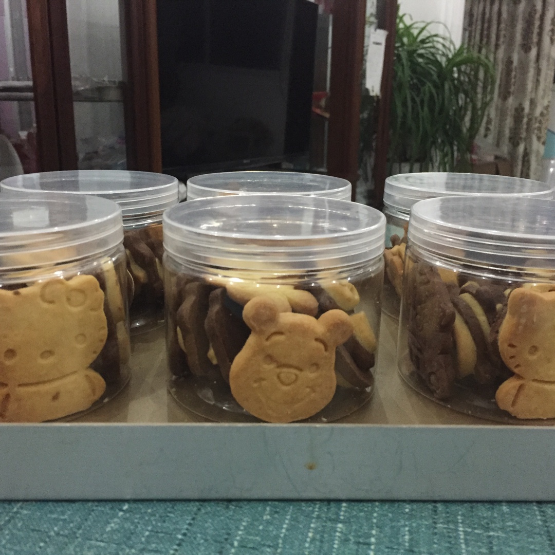 超简单！好吃又平整的糖霜饼干底的做法（附贴心小提示哦）