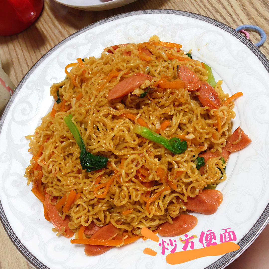 秒杀路边摊的炒方便面