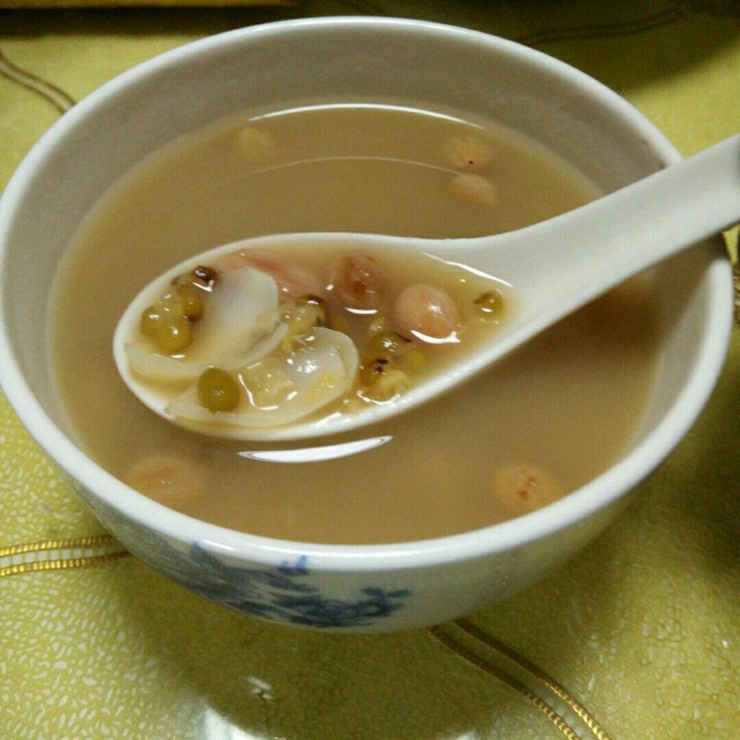 冰糖绿豆百合汤
